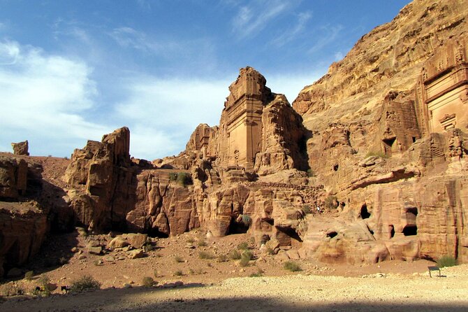 2-Day Private Tour Petra, Wadi Rum and the Dead Sea from Amman - Price and Value: What’s Included vs. What You Pay Separately