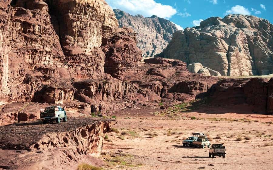2-Day Tour from Amman to Petra, Wadi Rum, and Dead Sea - Surprise sites and how to make the most of a private guide