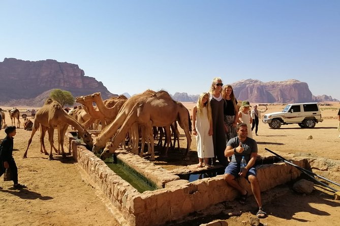 2 Days Wadi Rum and Petra Tour from Wadi Arava Border - The Wadi Rum comfort trade-off: A/C on the transfer, not on the jeep
