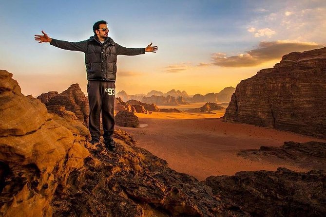 2 Hour Jeep Tour - Wadi Rum Desert & Canyon - Stop 2: Lawrence’s Spring and the views beyond a small pool