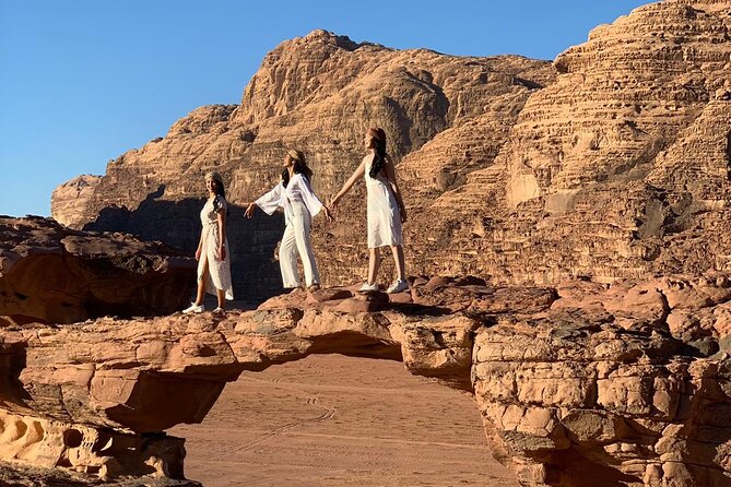 3Day Private tour from Amman to Petra Wadi Rum Aqaba Dead Sea - Getting from Amman in a comfort-first private car