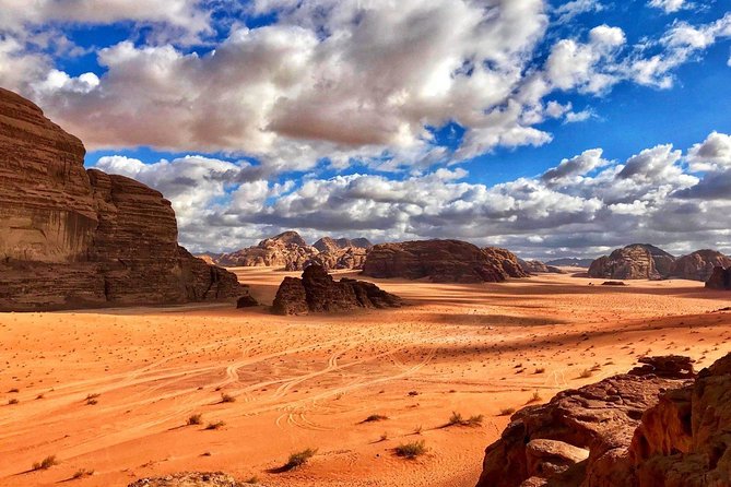4 days Petra & Wadi Rum Tour from Aqaba Airport - Starting at Aqaba Airport: Built for a Short Jordan Trip