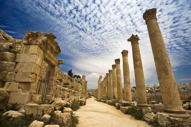 4-Night Private Jordan Cultural Tour: Jerash, Petra, and Wadi Rum Overnight - Jerash and Madaba: Roman Ruins and Mosaic Clues