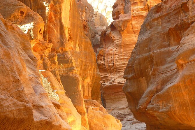 5-Day Private Jordan Tour: Petra, Wadi Rum and the Dead Sea from Amman - Day 4: The Dead Sea region and two ways to enjoy it