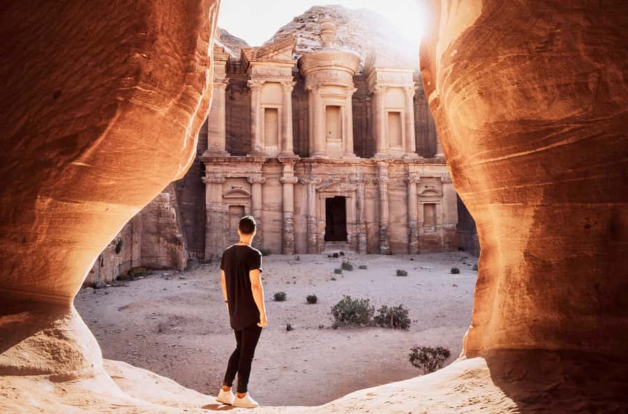 Amman: Petra, Wadi Rum, and Dead Sea 2-Day Tour - Entering Petra through the Siq: a walk that sets the mood