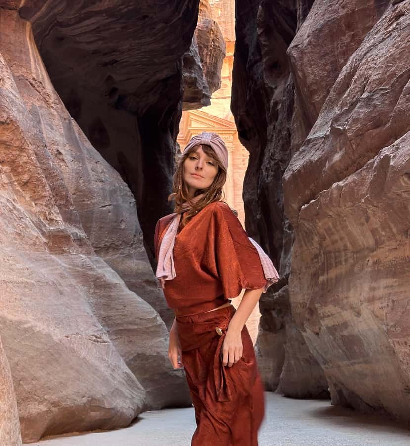 Amman to Petra Wadi Rum Dead Sea 2 or 3 Days Private Tour - Wadi Rum Jeep Time Plus Bedouin Tea at Sunset