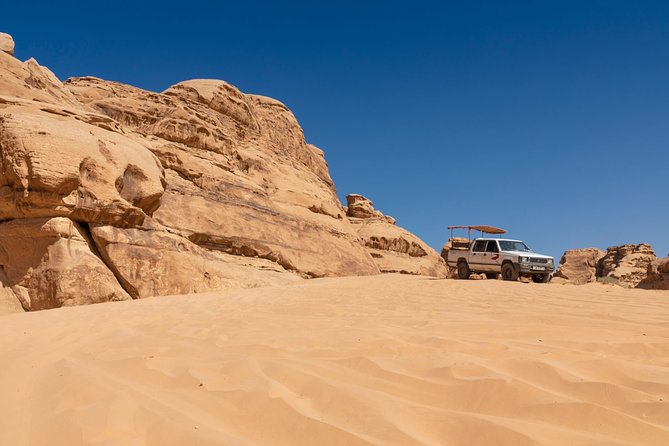 Best of Wadi Rum | Full day jeep tour + overnight in bedouin camp | Pack all-in - Why the included meals are more valuable than they sound