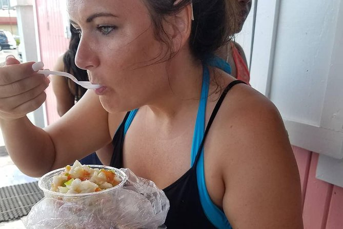 City Sight Seeing with Wine, Rum Cake and Conch Fritter Samples - Downtown Nassau: Conch Fritters, Conch Salad, Chocolate, Wine, Tea