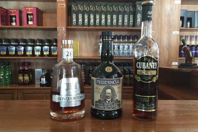 Discover Dominican Treasures: Rum, Cigars, Coffee & Chocolate - Entering Downtown Punta Cana’s Souvenir World