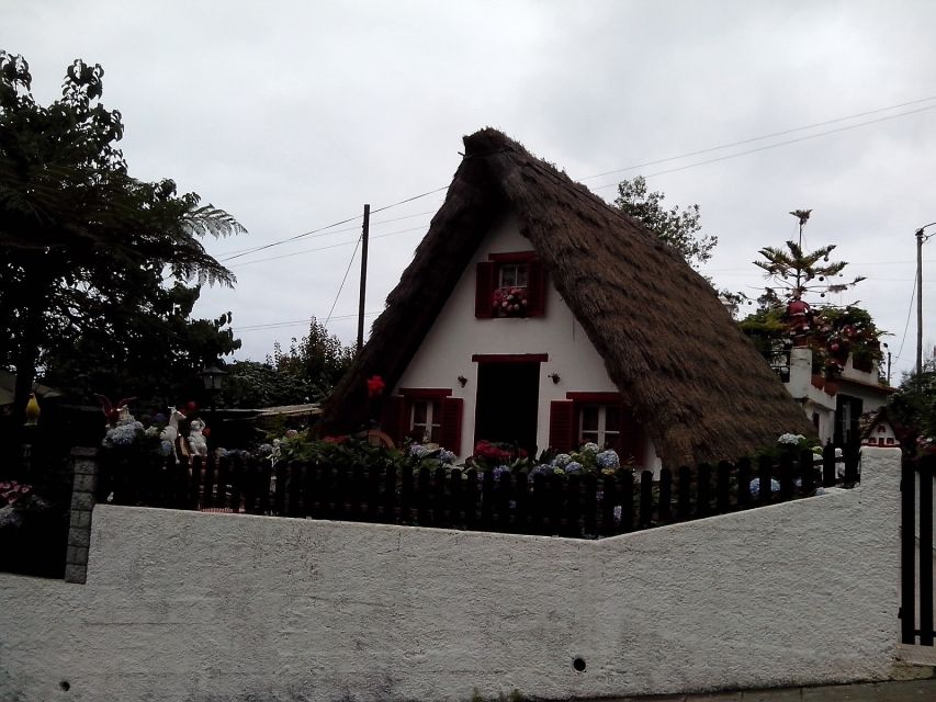 Eastern Madeira: Full-Day Tour with Rum Tasting - Balcões levada walk: what it feels like on the ground