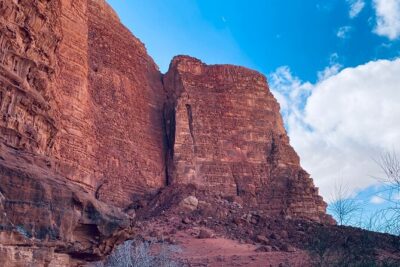 Explore Wadi Rum: Jeep Tour, Bed and Breakfast, and Dinner - Al-Khazali: Nabataean inscriptions and natural landmarks