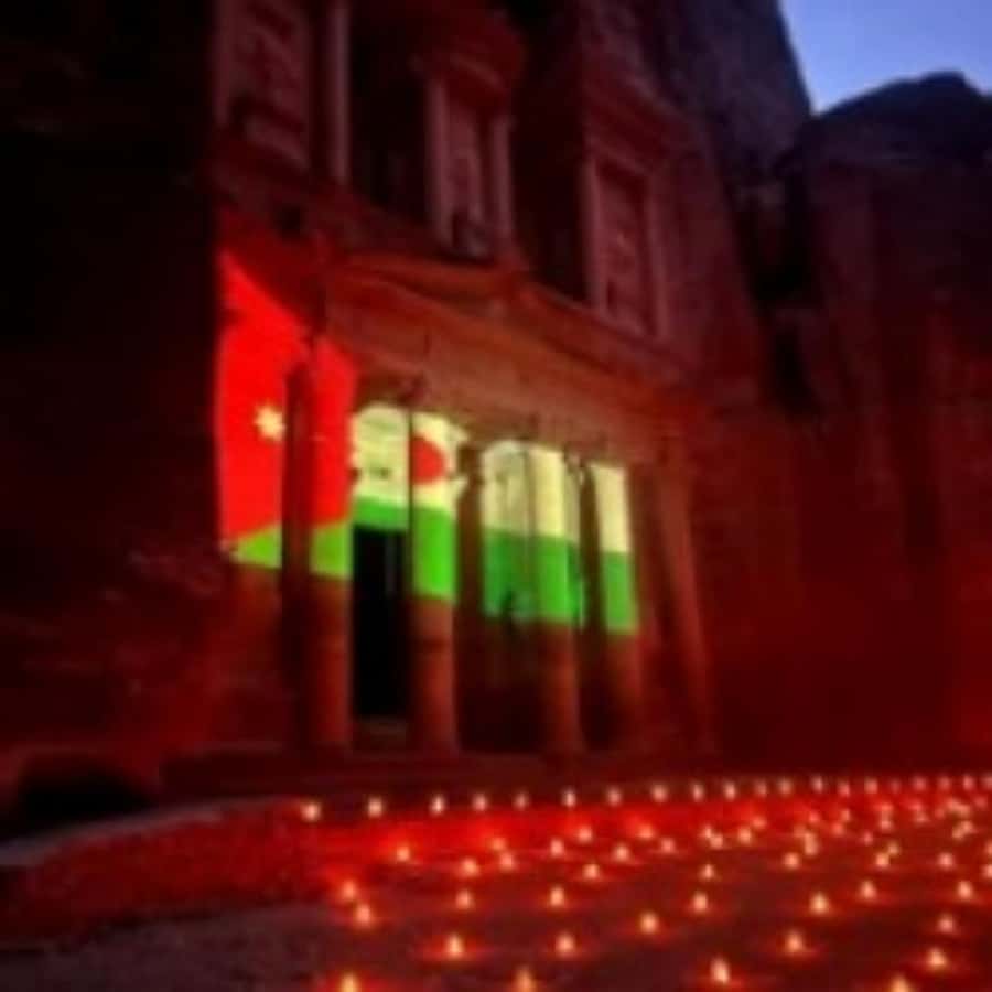 From Amman: 2-Day Petra, Wadi Rum, and Dead Sea Tour - Wadi Rum Desert Camp Night: Bedouin Dinner and Star Time