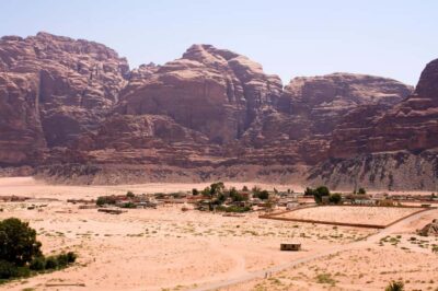 From Petra/Wadi Musa: Wadi Rum Jeep Tour with Hotel Transfer - The drive into Wadi Rum: checkpoints, timing, and what the 7 hours really mean