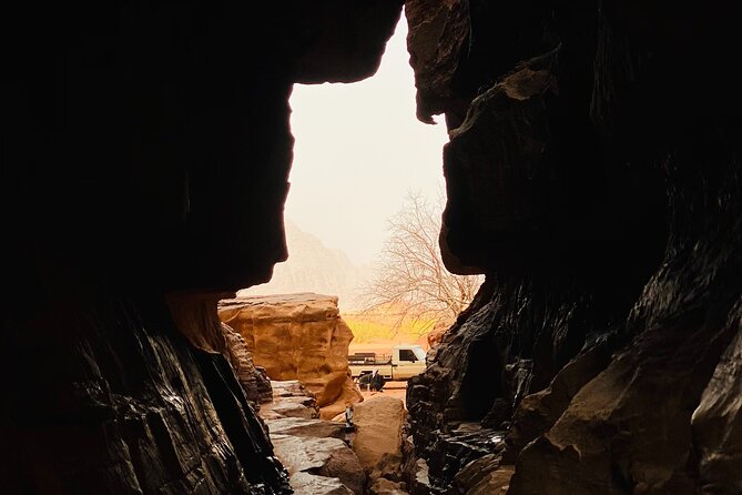 Full Day Jeep Tour & Traditional Lunch - Wadi Rum Desert Highlights - Lawrence’s House, White Desert, and Mushroom Rock