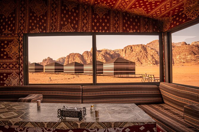 Full-Day Tour In Wadi Rum Desert - Dunes Time at a Resort-Style Spot: Sandboarding and a Brave Few
