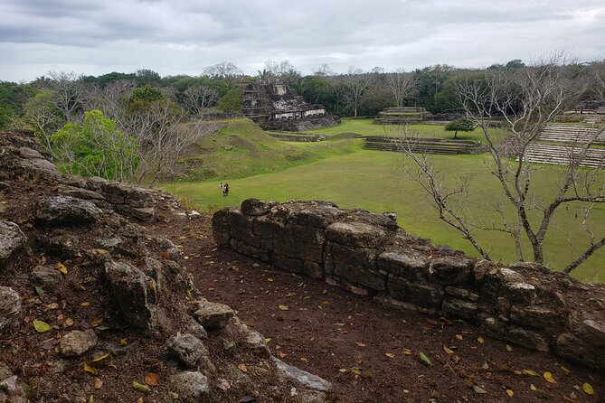 Guided Altun Ha Ruins, Rum factory & Belize sign from Belize City - Belize Sign Monument: Ten Minutes That Actually Delivers