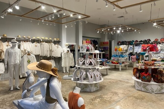Guided Shopping Tour to Bella Mare Store (Cigars, Chocolate, Rum and Souvenirs) - Rum tasting and shopping: how to pick without getting lost
