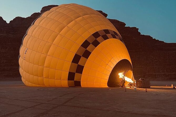 Hot Air Balloon Flight at Wadi Rum - The Flight Experience: From Pre-Flight Calm to Wadi Rum High Above