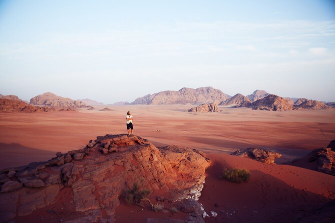 Jeep Tour in Wadi Rum with Professional Guide (Full day) - Sandboarding and Bedouin tea: the moments that make it feel local