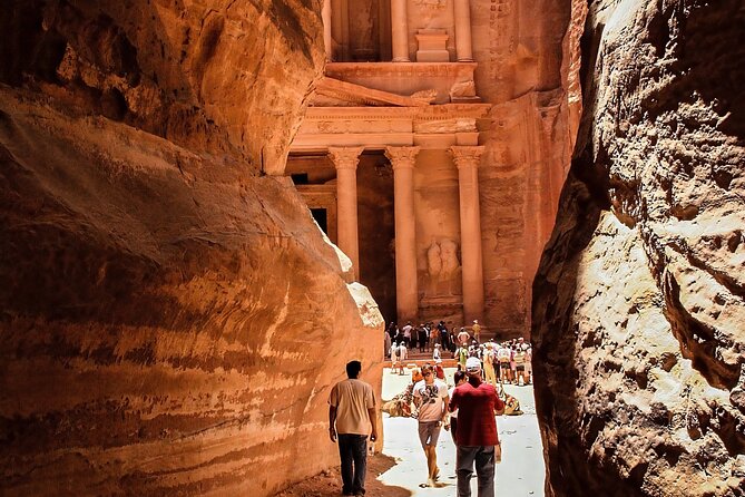 Jordan's Gems Full Day Tours: Petra, Wadi Rum, Madaba, Mt.Nebo - The Drive Between Stops: Rest Breaks and a Long-Day Reality