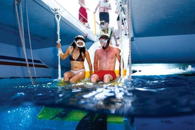 Key West Rum and Reggae: Reef Snorkel Adventure and Sunset Sail - North America’s only living coral reef: what that means for your eyes