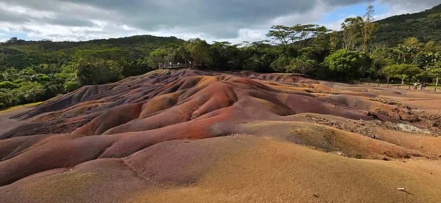 Mauritius: Sights of the South Private Tour with Rum Tasting - Floreal craft stops, ship models, diamond workshops: what to expect