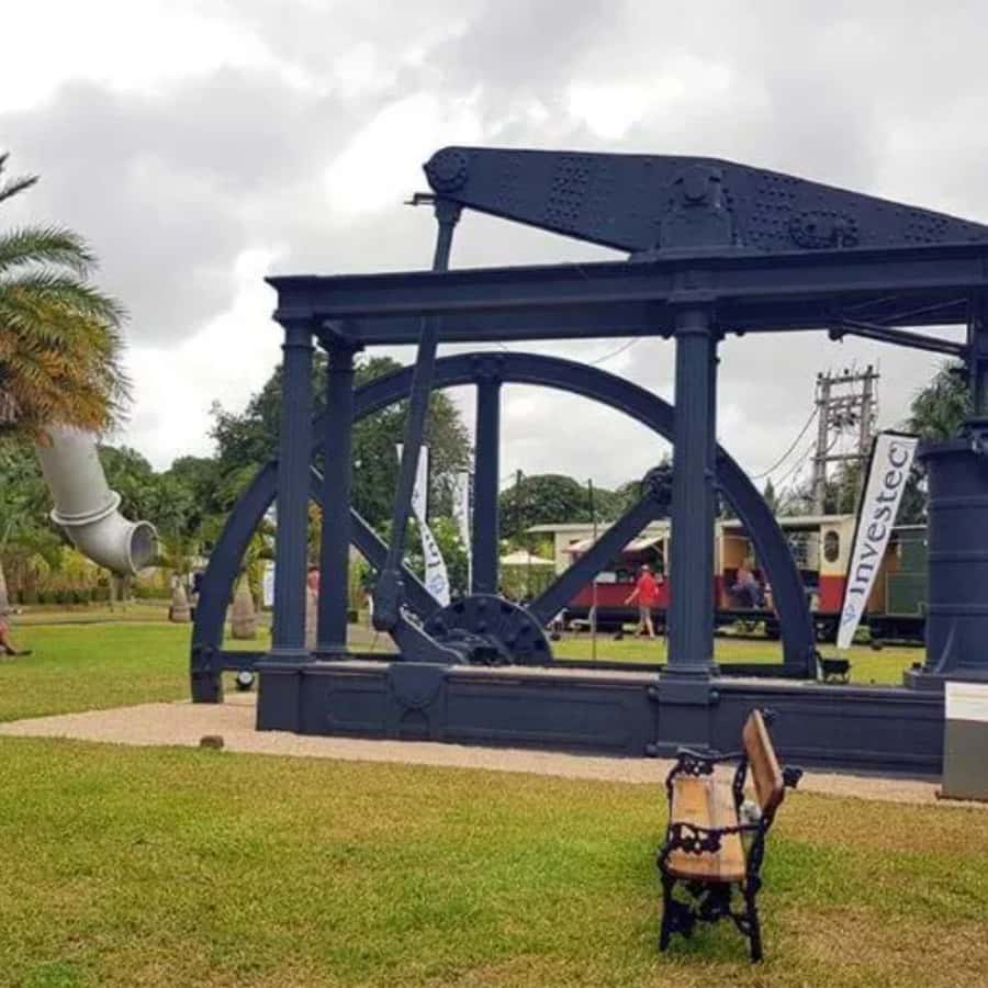 North Day Tour, Botanical Garden, Sugar Museum, Rum Tasting - Port Louis: bazaar streets and modern shopping without the chaos