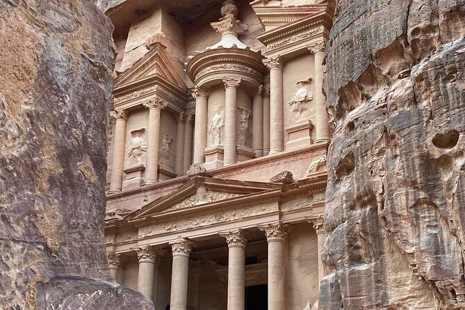 Petra and Wadi Rum in One Day | The Jordanian Mappers - The Valley of the Moon: Riding Wadi Rum’s Protected Area by 4x4