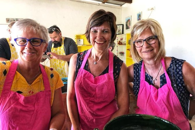 Pigs and Rum Cooking Class - The Huatulco setting that makes this class feel easy