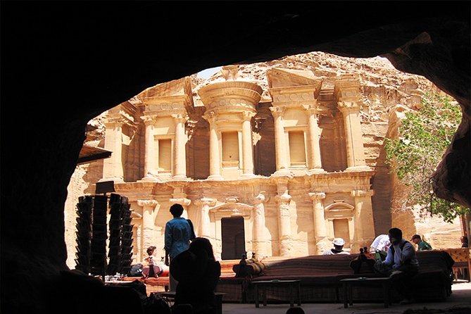 Private Full-Day Wadi Rum and Petra Tour from Aqaba - Who should book this Aqaba private Wadi Rum and Petra tour