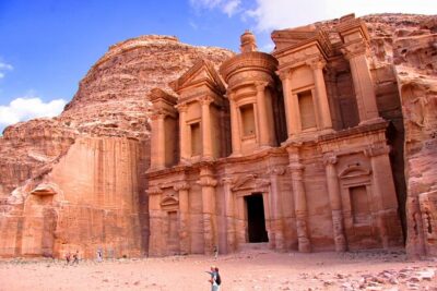 Private Petra and Wadi Rum Tour from Amman or Dead Sea - The long car ride: 3 hours each way, and what to do with it