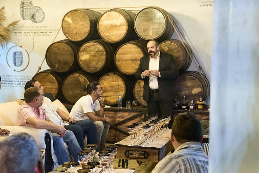Punta Cana Oliver & Oliver Rum Tasting & Taino Concept Store - The flight: Cubaney Centenario, Unhiq XO, Opthimus, Punta Cana XOX