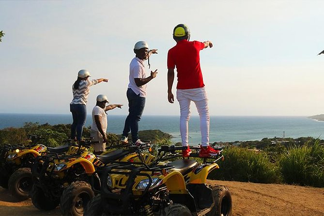 Roatan ATV Sightseeing, Sloth & Monkeys, Chocolate & Rum Factory - Eco Wildlife Park: sloth and monkeys time that doesn’t feel rushed