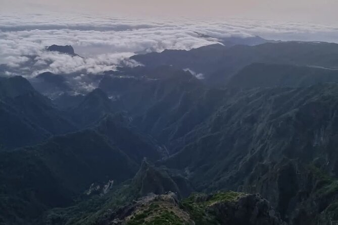 Scenic Hiking and Rum Tasting Experience - Miradouro do Guindaste: the Skywalk moment (ocean under your feet)