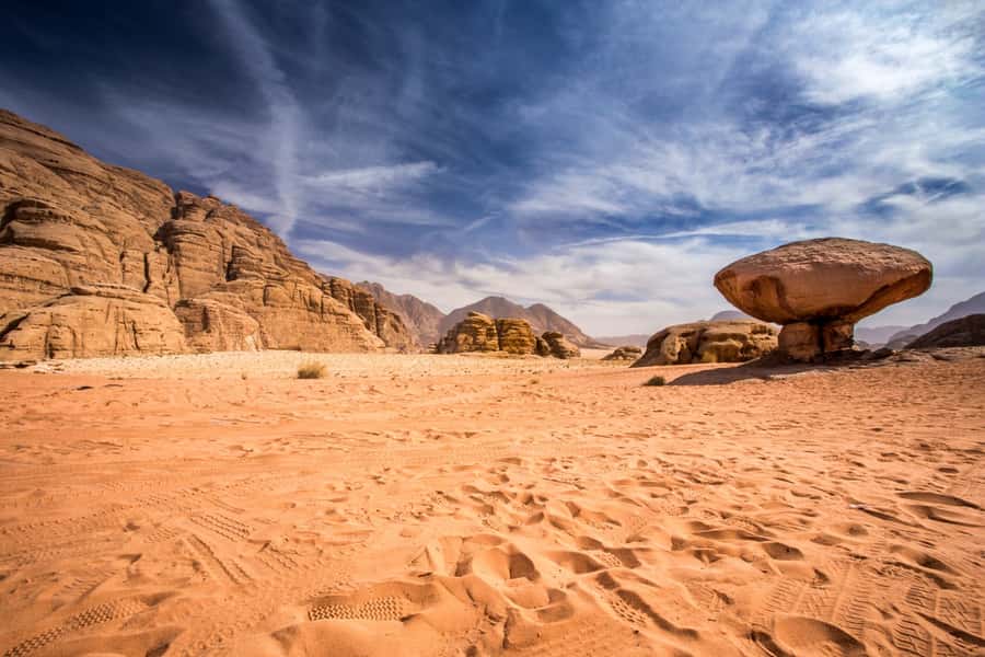 Tel Aviv: Petra & Wadi Rum 2-Day Tour with Bedouin Camp Stay - The Bedouin camp night: what you’re really booking