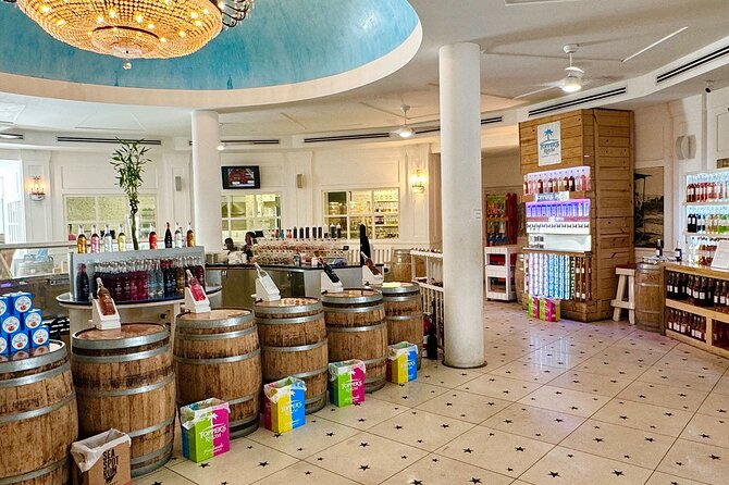 Topper's Rhum Culinary and Tasting Tour Rum Food and Fun - A 60-minute Topper’s rum-and-food plan over Cole Bay