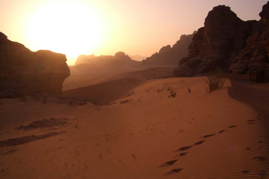 Wadi Rum: 2 Hour Camel Ride at Sunset/Sunrise Overnight - Overnight in a UNESCO Bedouin tent: sleeping inside the protected area