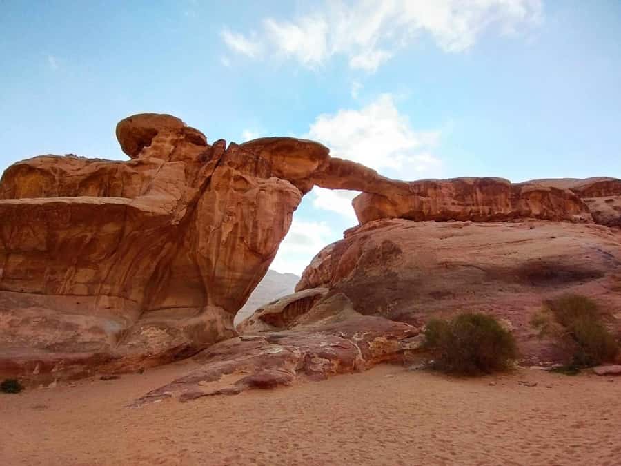 Wadi Rum: 2-Hour Jeep Tour with Bedouin Tea - Wadi Rum in Two Hours: What This Jeep Tour Really Gives You