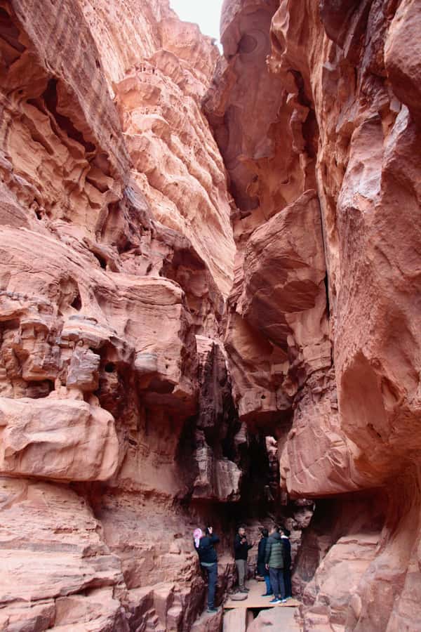 Wadi Rum: 2nights|3Day all-inclusive BedouinDesertExperience - Day 2 Trek: picking between Burrah Valley/Um Ashrin and Lawrence House