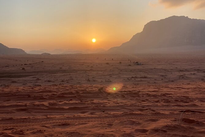 Wadi Rum 4-Hour Sunset Tour - Wadi Rum Desert Highlights - Lawrence’s House, Mushroom Rock, and Um Frouth Arch: the photo run you’ll feel in your calves