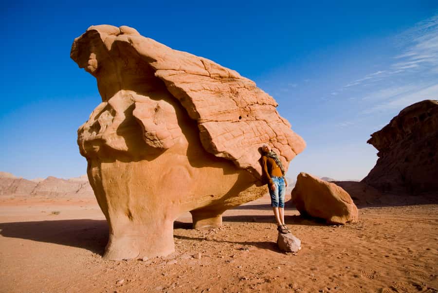 Wadi Rum: Choose 2 to 9 Hour Jeep Pass, Guide & Meal Options - Spotlight Stops: What Each Named Place Feels Like