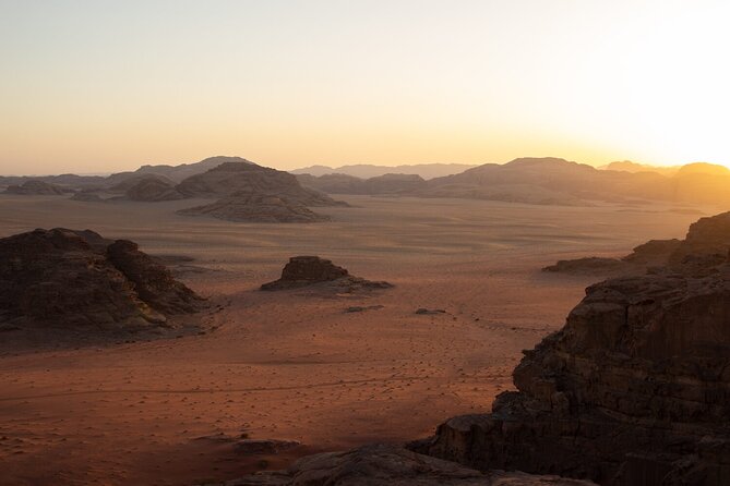 Wadi Rum Desert Sunset Tour - Wadi Rum at Golden Hour: Why Sunset Timing Matters