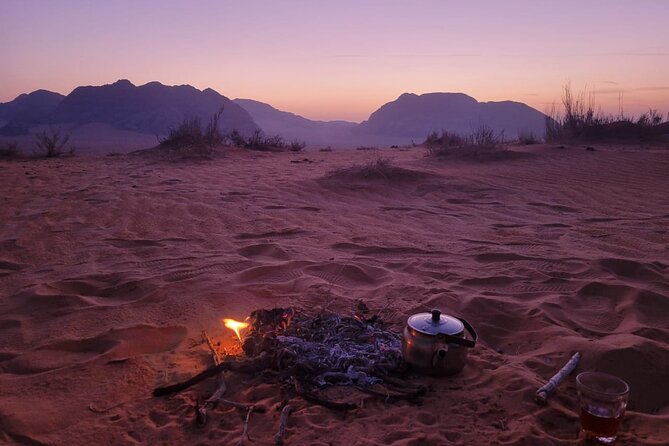 Wadi Rum Desert Sunset Tour - Bedouin Tea and Snacks: The Pause That Actually Changes the Experience