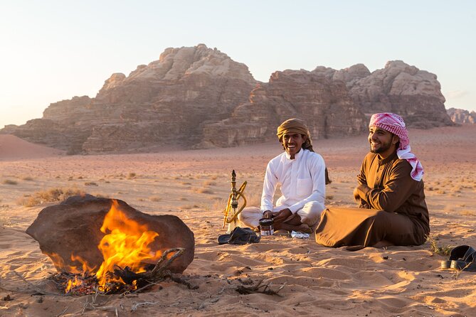 Wadi Rum: Explorer Jeep Tour PASS + Local Food + Optional Stay - Khazali Canyon, Little Arch, and Lawrence’s House: Art, Arches, and the Human Stories