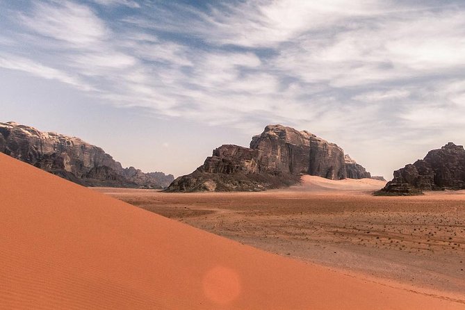 Wadi Rum: Full Day Valley Tour with Lunch - Lunch in the Desert: Cooked, Open-Air, and Actually Useful