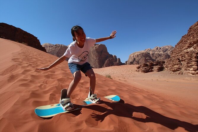 Wadi Rum Jeep Tour & Camp; Overnight - Little Arch, Um Frouth Arch, and the Fun of Scrambling for Photos